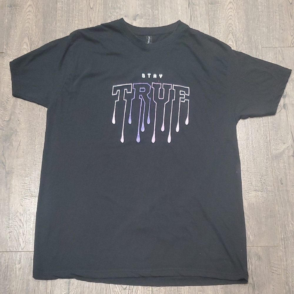 True Statement Black Tee